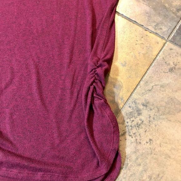 Express Red Wine Maroon Burgundy Three Quarter Sleeve Ruched on Side Sweater Med - Picture 3 of 9